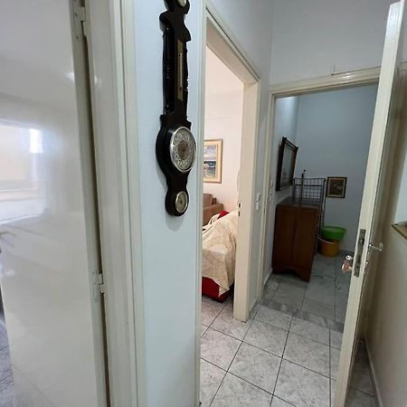 Local Apt Near City Lights 2 كاندية المظهر الخارجي الصورة